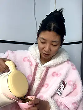 Snapshot of chibaoao66 chatting on November 2025 01:48:01 PM chibaoao66 online show from November 2025 01:48:01 PM