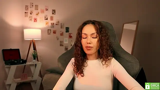 branchwithflowerss online show from November 2025 11:43:02 AM