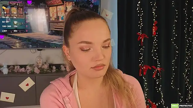 JulieLupo online show from April 2026 06:51:02 AM