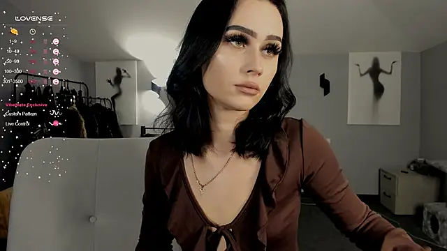 Lisa  Johnson online show from November 2025 12:10:01 AM