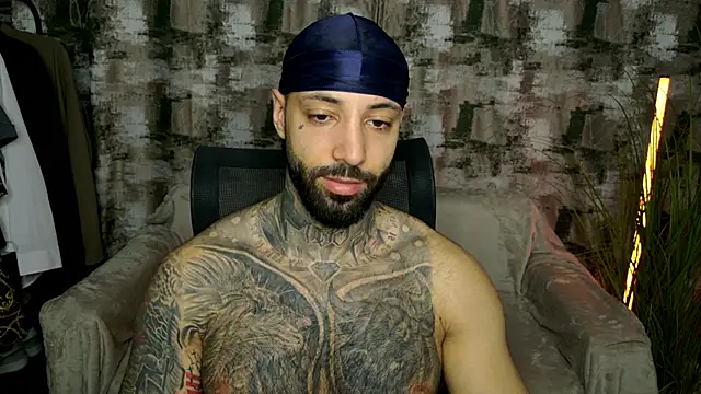 Snapshot of MasculineGuy99 chatting on February 2026 07:16:02 AM MasculineGuy99 online show from February 2026 07:16:02 AM