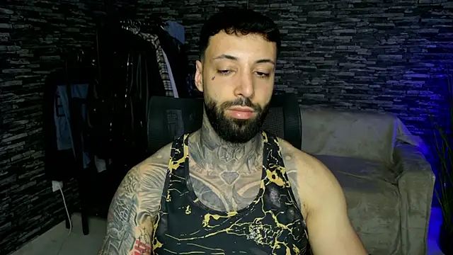 Snapshot of MasculineGuy99 chatting on May 2026 08:14:02 PM MasculineGuy99 online show from May 2026 08:14:02 PM