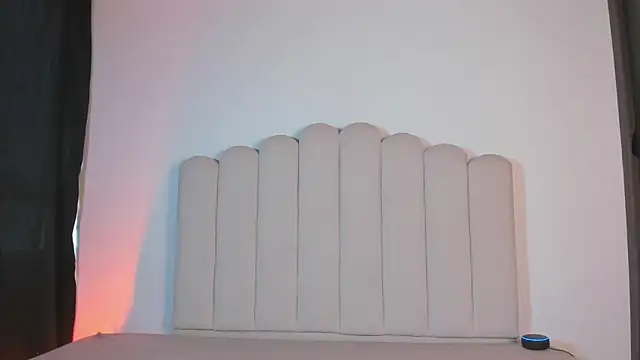 Thiago Connor21 online show from January 2026 07:18:01 PM