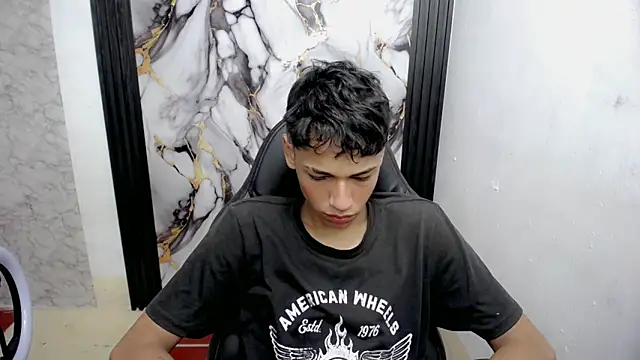 Im david02 online show from November 2025 01:14:02 PM