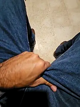 flakito1530 online show from November 2025 06:56:02 PM