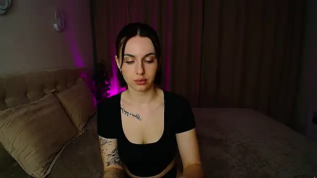 Poison inyour Mind   online show from November 2025 07:28:01 PM