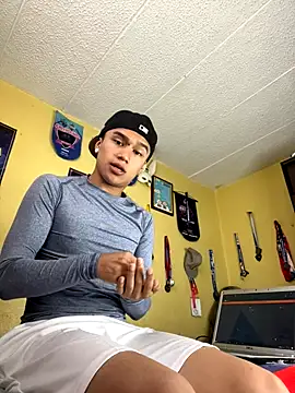 Snapshot of lyan_t2 chatting on October 2025 03:46:02 PM lyan t2 online show from October 2025 03:46:02 PM