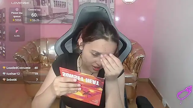 mia foster t online show from January 2026 01:22:02 AM