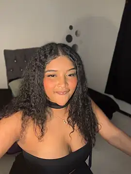 Snapshot of mitschellfox21 chatting on July 2026 05:01:01 AM mitschellfox21 online show from July 2026 05:01:01 AM