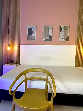 ZaraFoxx7 online show from November 2025 09:06:02 PM