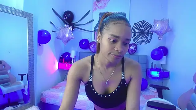 ingrid03 taffur online show from October 2025 08:05:01 PM