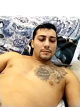 gooddboy01 online show from November 2025 07:04:01 PM