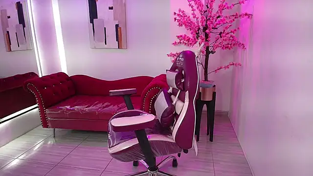 Summer miller online show from November 2025 11:31:02 AM