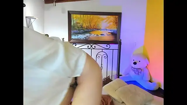 Zulyhenao online show from November 2025 06:13:01 AM