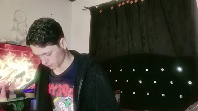 Tyler cat online show from November 2025 03:26:02 AM