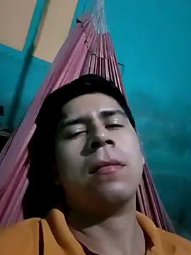 Travieso loco9 online show from October 2025 04:46:02 AM