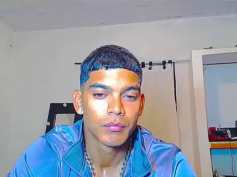theMyke101 online show from May 2026 04:17:02 AM
