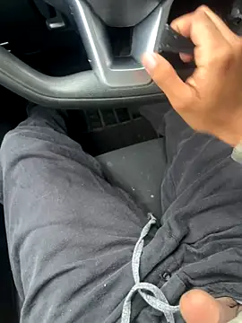 ayrtonmen online show from October 2025 01:22:02 PM