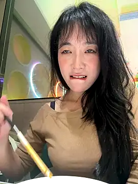 yourkeer online show from October 2025 10:02:01 AM