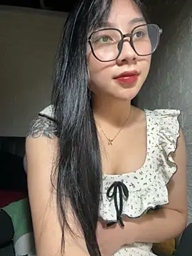 Linh5790 online show from October 2025 03:24:01 PM