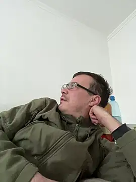 Snapshot of viktor1992-1-1 chatting on February 2026 06:09:01 AM viktor1992-1-1 online show from February 2026 06:09:01 AM