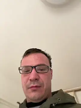 Snapshot of viktor1992-1-1 chatting on February 2026 07:39:02 AM viktor1992-1-1 online show from February 2026 07:39:02 AM