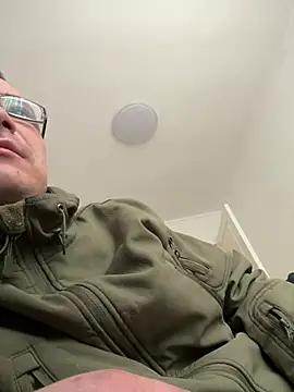 Snapshot of viktor1992-1-1 chatting on February 2026 08:24:07 AM viktor1992-1-1 online show from February 2026 08:24:07 AM