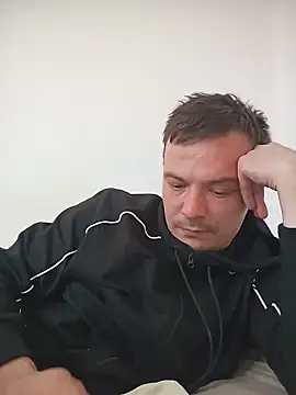 Snapshot of viktor1992-1-1 chatting on June 2026 03:14:02 PM viktor1992-1-1 online show from June 2026 03:14:02 PM