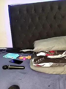 Sex bomb30 online show from March 2026 08:48:01 PM