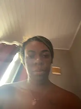 Snapshot of Priihmedeiros chatting on July 2026 11:17:02 AM Priihmedeiros online show from July 2026 11:17:02 AM