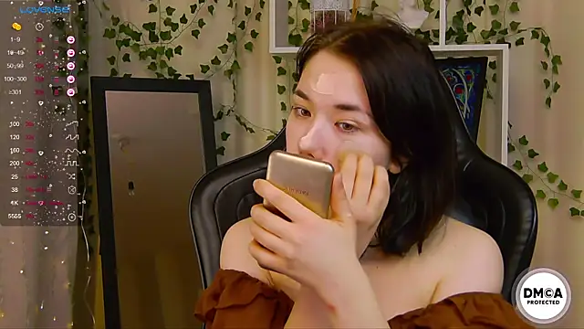 Kelly foox online show from January 2026 12:32:01 PM