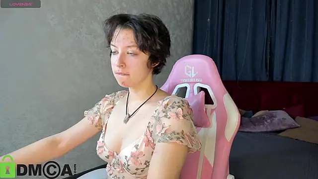 Sara Frayer online show from February 2026 01:04:02 AM