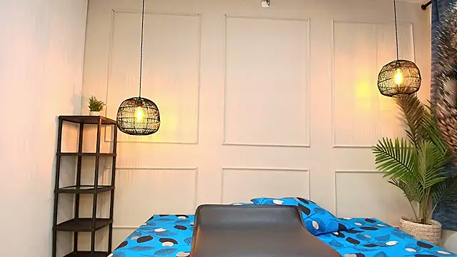 Snapshot of Nikki_Vesper chatting on October 2025 12:06:02 PM Nikki Vesper online show from October 2025 12:06:02 PM