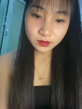 banlinh004 online show from December 2025 02:13:02 PM