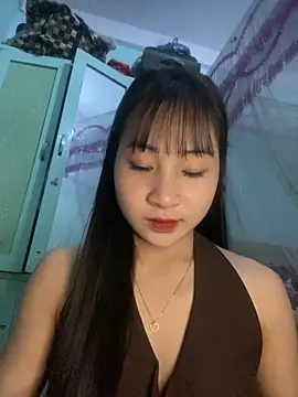 Snapshot of banlinh004 chatting on March 2026 03:28:02 PM banlinh004 online show from March 2026 03:28:02 PM