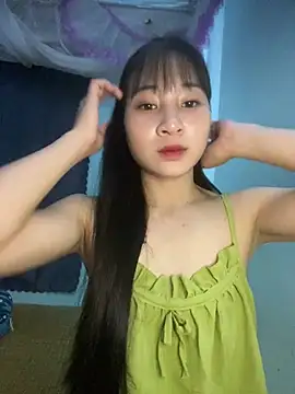 Snapshot of banlinh004 chatting on May 2026 06:10:01 AM banlinh004 online show from May 2026 06:10:01 AM