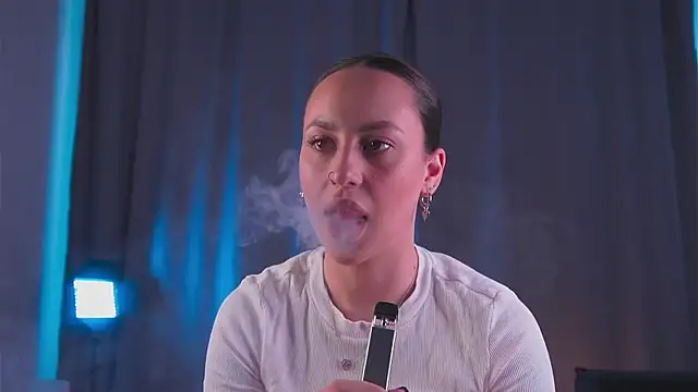 formoneyes online show from October 2025 04:21:02 AM