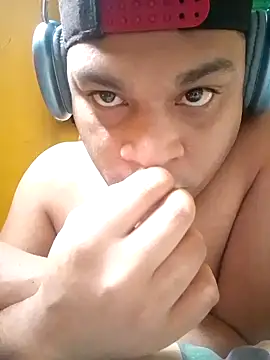 Blackandwhite 30 online show from November 2025 03:35:01 PM