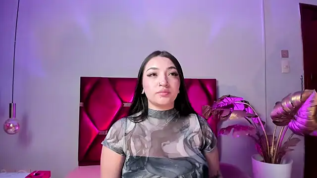 LilithEsme online show from December 2025 01:02:01 AM