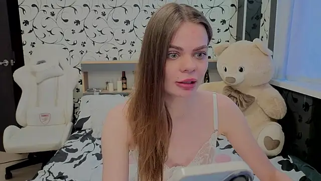 xAlisontiny online show from April 2026 04:46:01 AM