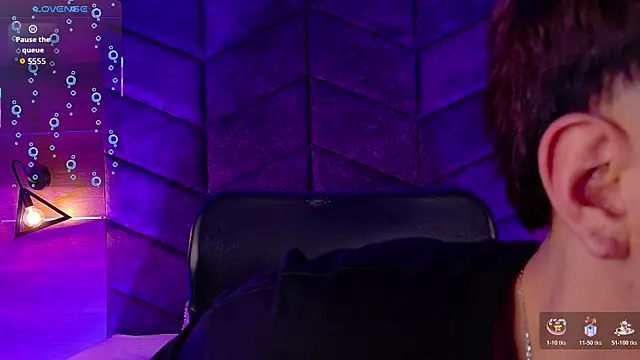 LiamThunder05  online show from October 2025 03:07:02 AM