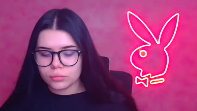 Mona Esty online show from January 2026 06:27:01 AM