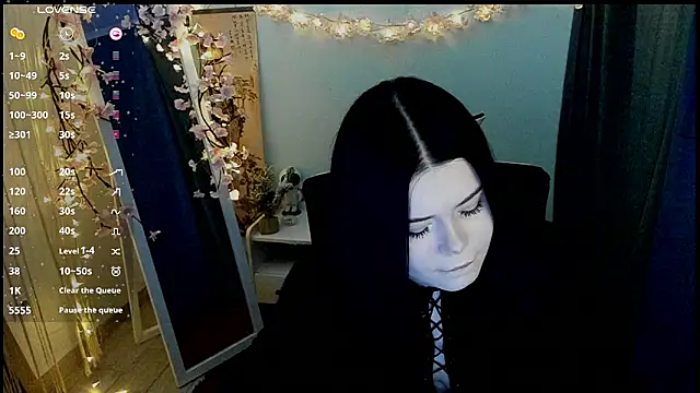 Mona Esty online show from March 2026 07:38:01 AM