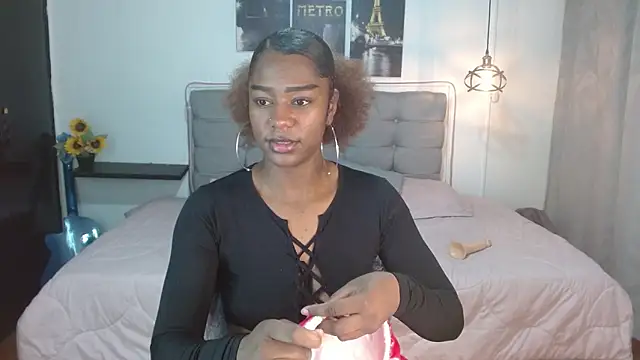 Snapshot of samara_roxx chatting on October 2025 02:56:01 AM samara roxx online show from October 2025 02:56:01 AM