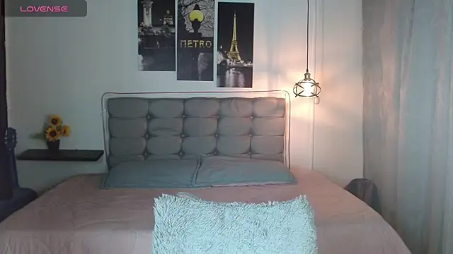 Snapshot of samara_roxx chatting on November 2025 12:08:02 AM samara roxx online show from November 2025 12:08:02 AM