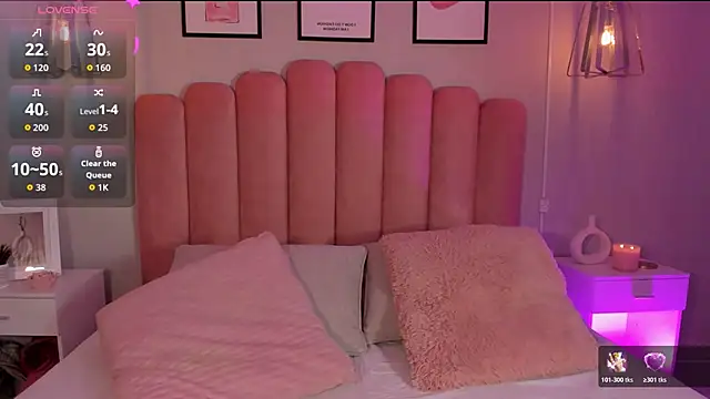 mara swan  online show from November 2025 07:13:01 PM