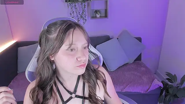 AliciaMoonx online show from October 2025 12:26:01 PM