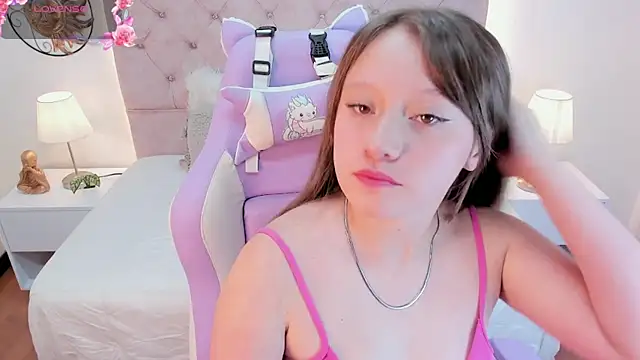 AliciaMoonx online show from October 2025 11:44:02 AM