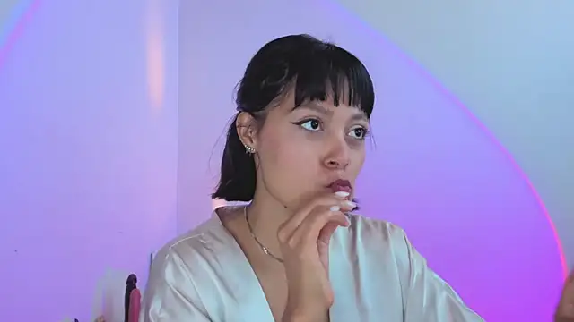 Qadeshoficial online show from October 2025 09:01:01 PM