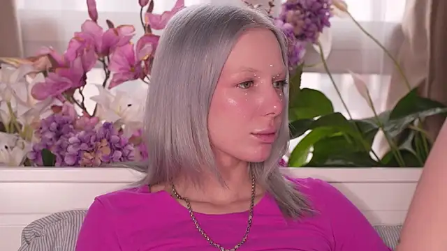 RanyThomson online show from November 2025 11:54:01 AM